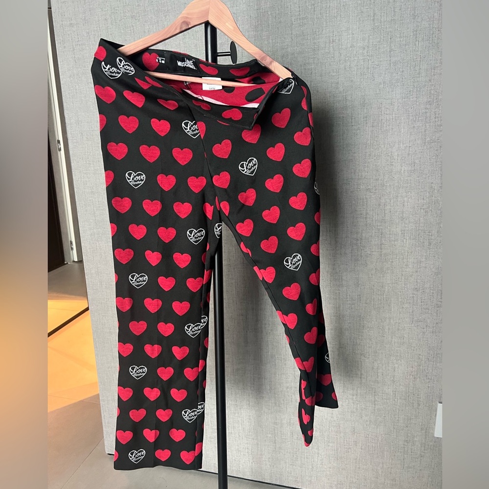 Love moschino pants